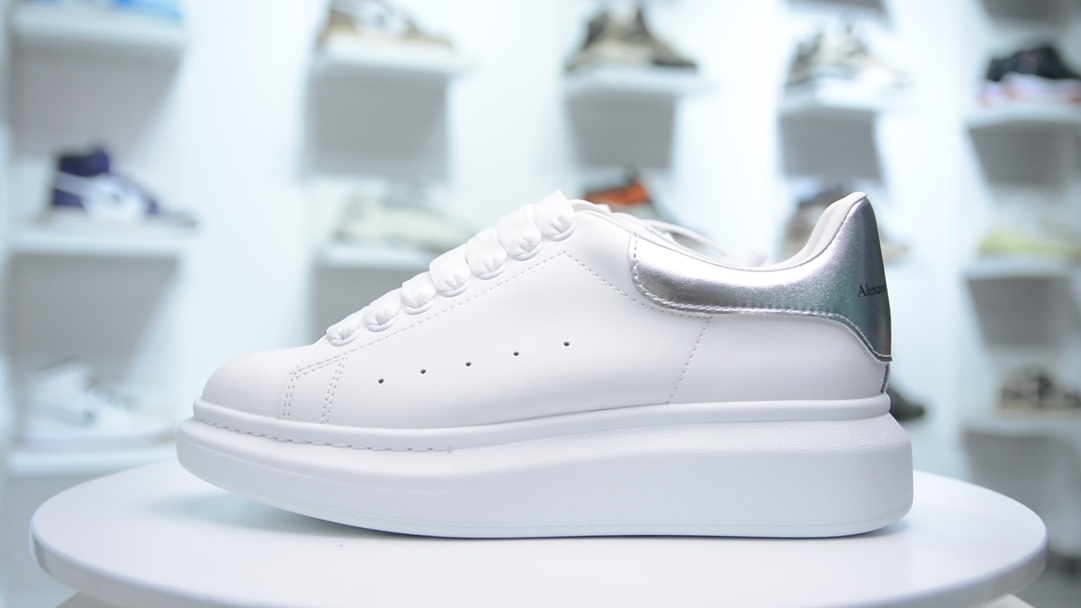 Alexander McQueen Haute Couture Classic Luxury Leather Shoe Ref