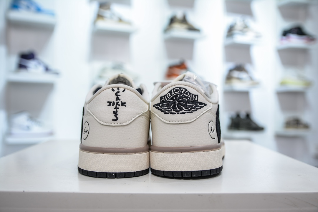 Travis Scott x Fragment Design x Air Jordan 1 Low OG SP AJ1 乔1 闪电联名-米黑双拼底  CF3688-018