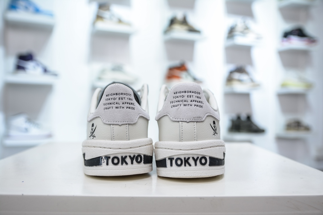 NBHD/NEIGHBORHOOD x Adidas Originals Superstar”Beige Black”经典贝壳头系列低帮百搭休闲运动板鞋   IE6118