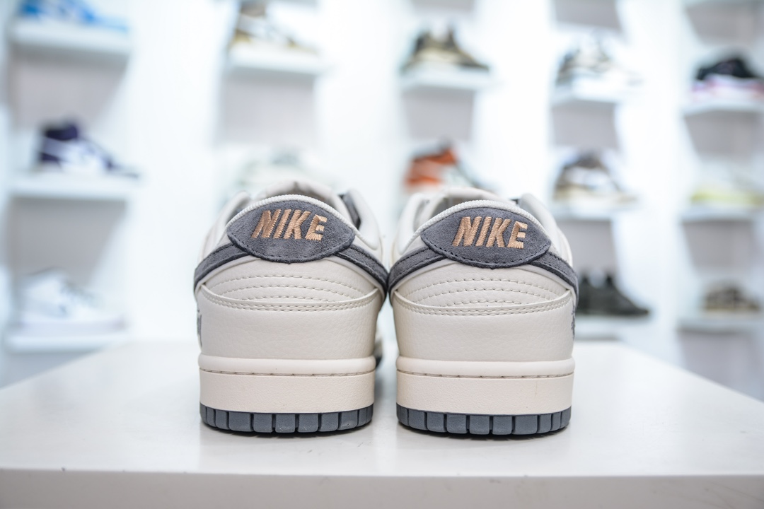 Nike SB Dunk Low x Stussy 米灰小钩 XX2025-888