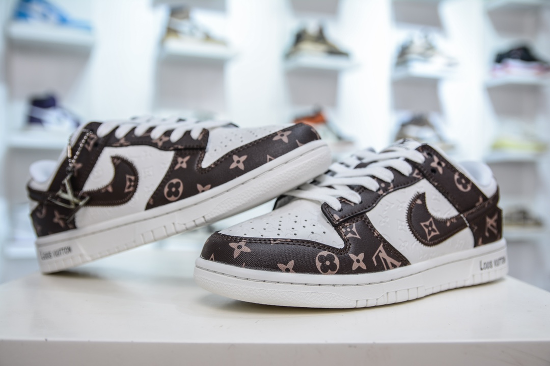 Nike SB Dunk Low x Louis Vuitton LV联名-白棕老花满印 DQ1098-360