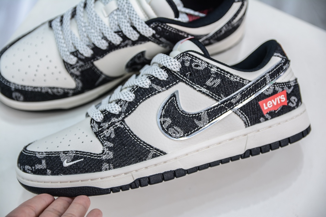 Nike SB Dunk Low x Levi's 李维斯联名-白黑牛仔布满天星 XX2025-109