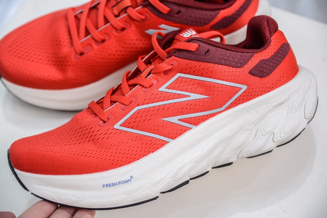 F版 New Balance Fresh Foam X 1080V13 系列低帮轻量化厚底健身休闲运动慢跑鞋 M1080Z13