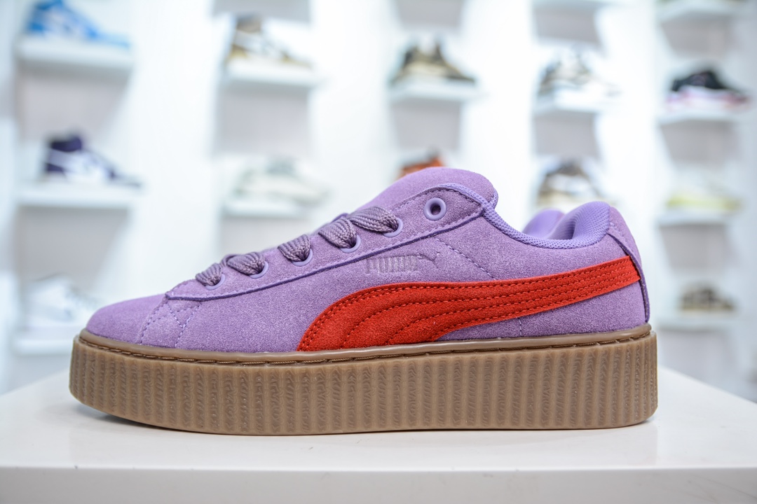 FENTY × PUMA Creeper Phatty鞋款这双鞋子除了继承了Puma最经典的Creeper鞋款的外观 399332-03