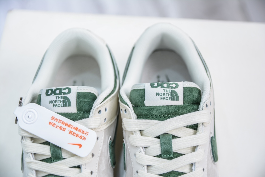 Nike SB Dunk Low x The North Face 北面联名-白灰绿小钩 DQ1098-511