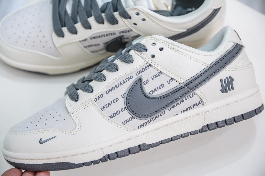 Nike SB Dunk Low x UNDEFEATED 米灰小钩 XX2026-679