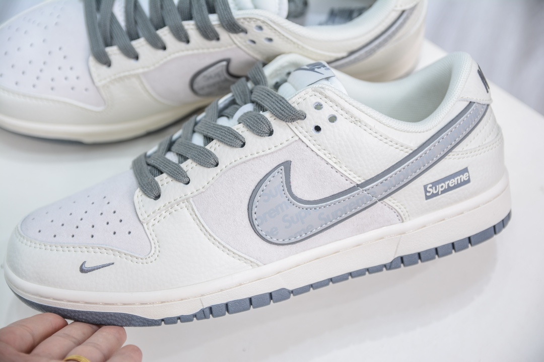 Nike SB Dunk Low x Supreme 白灰小钩 XX2025-188