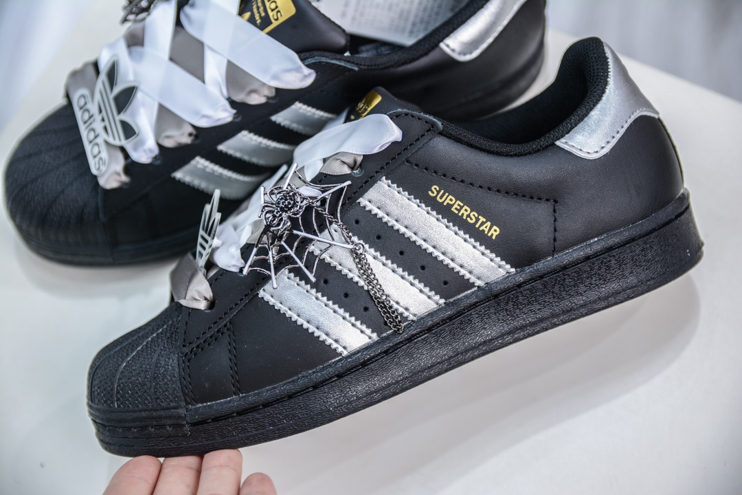 Adidas Originals Superstar ”Black Sliver”经典贝壳头系列低帮百搭休闲运动板鞋 EG4959