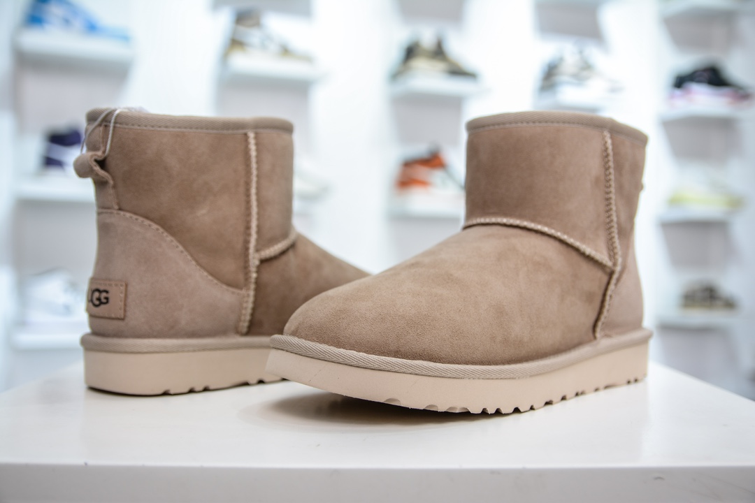 UGG CLASSIC Mini 中筒 1.5CM薄底 沙色