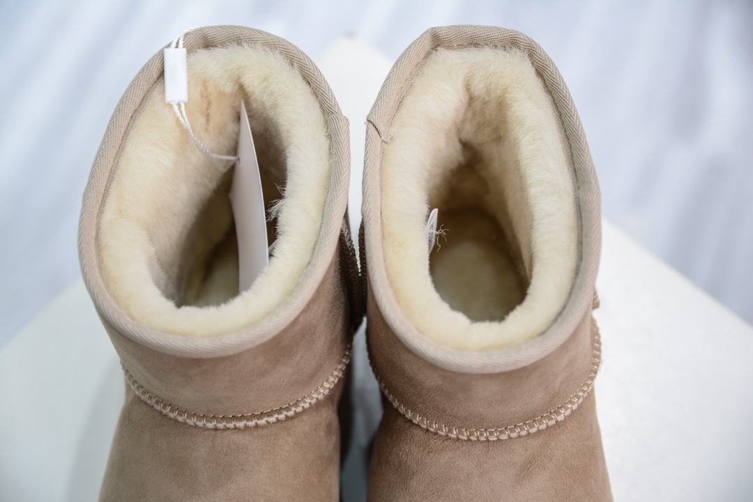 UGG CLASSIC Mini 中筒 1.5CM薄底 沙色