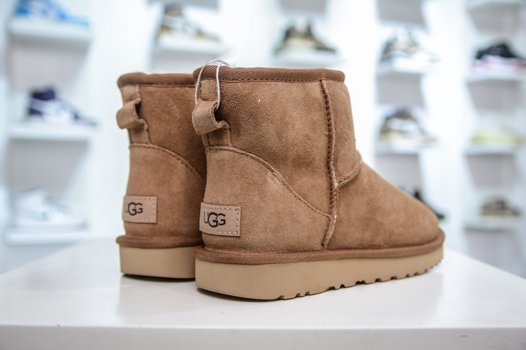 UGG CLASSIC Mini 中筒 1.5CM薄底 栗色