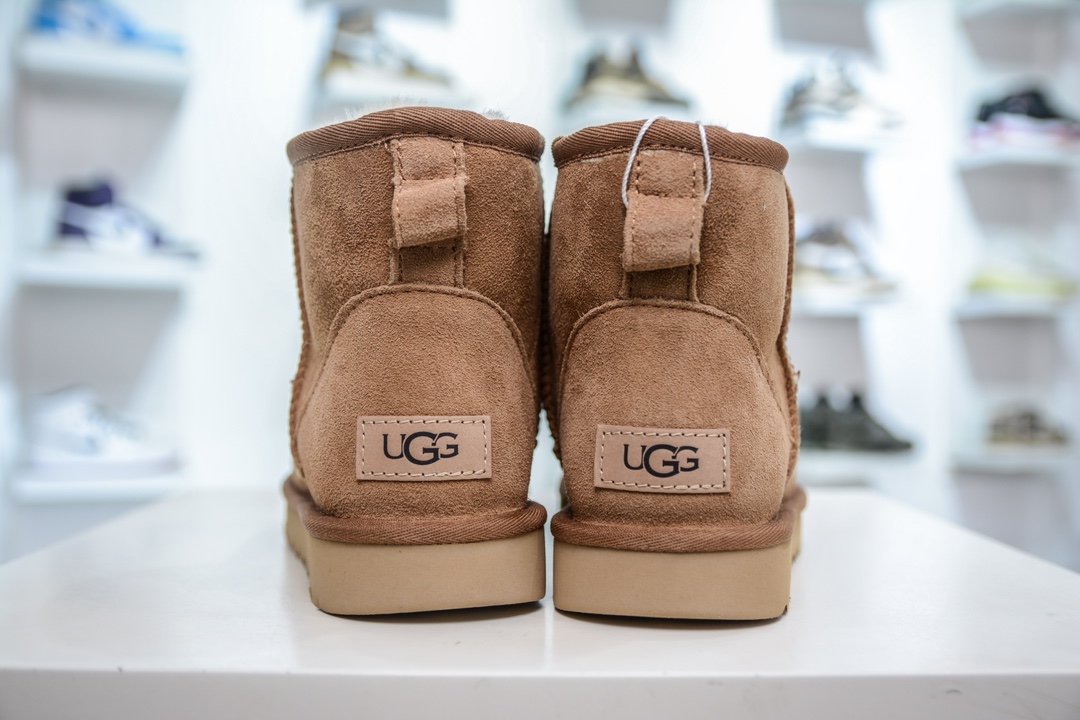 UGG CLASSIC Mini 中筒 1.5CM薄底 栗色