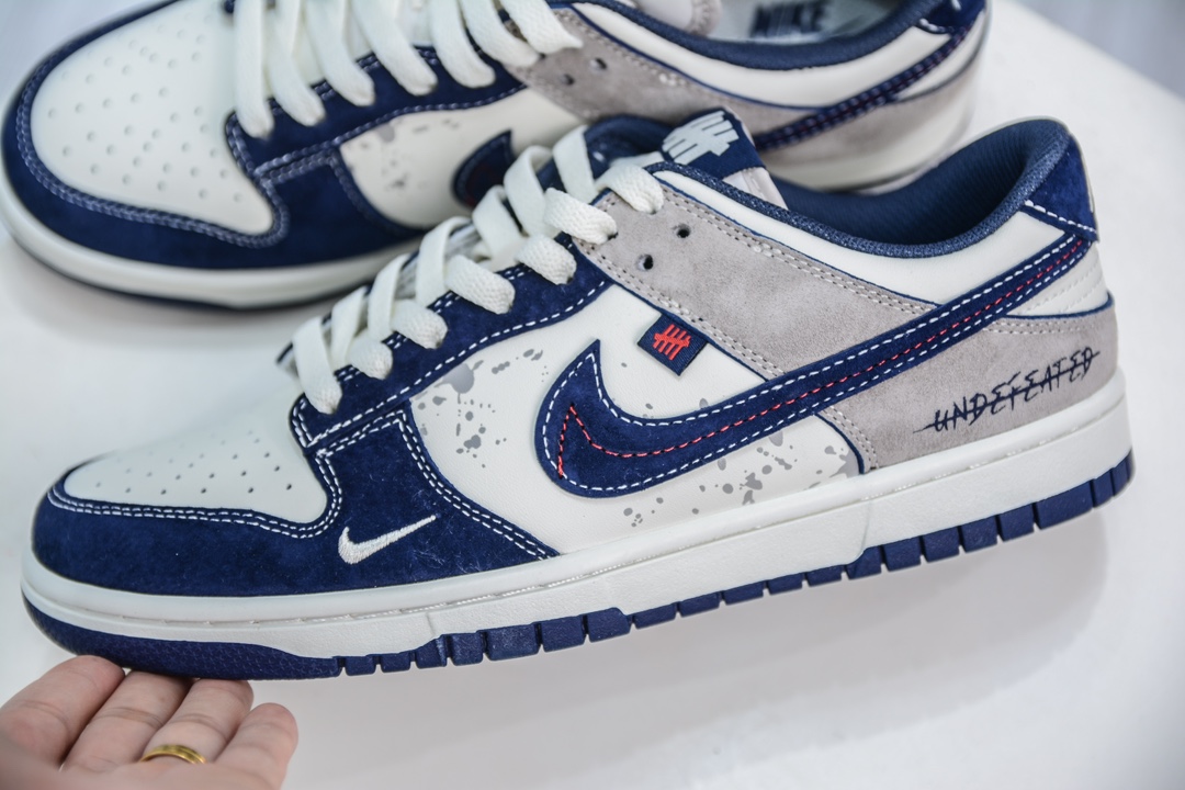 Undefeated x Nike Dunk Low 白灰泼墨藏蓝勾 DJ2024-041