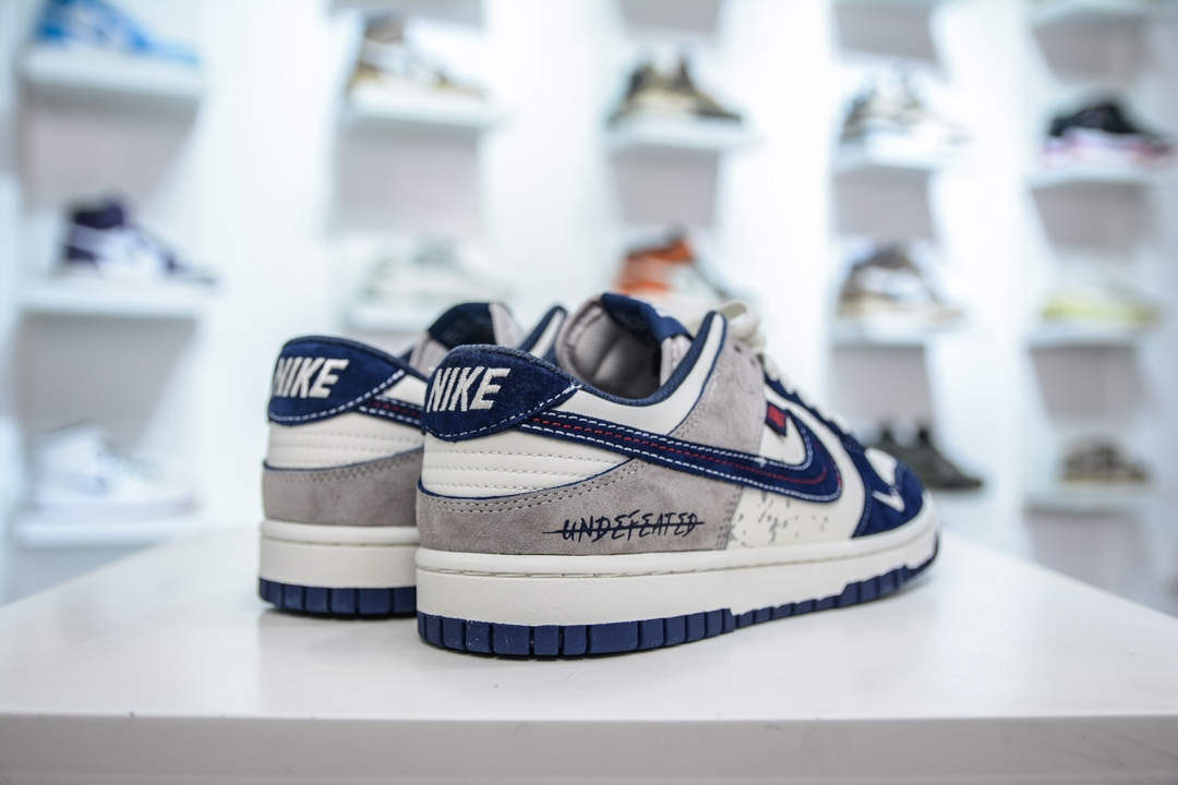 Undefeated x Nike Dunk Low 白灰泼墨藏蓝勾 DJ2024-041