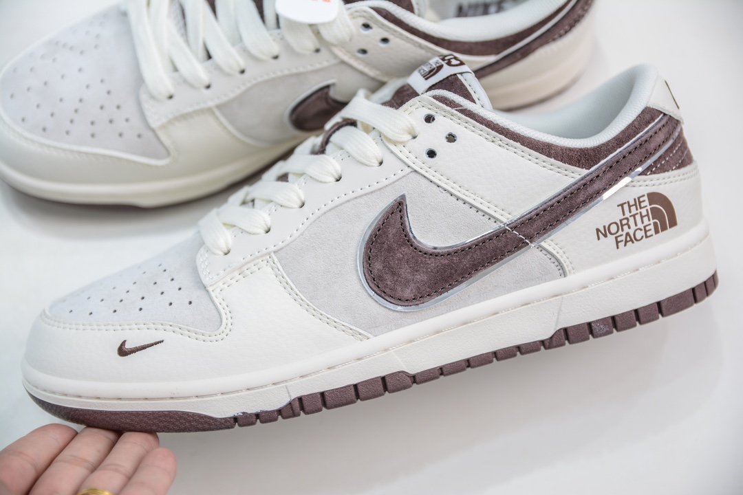 Nike SB Dunk Low x The North Face 北面联名-白棕小钩 DQ1098-515