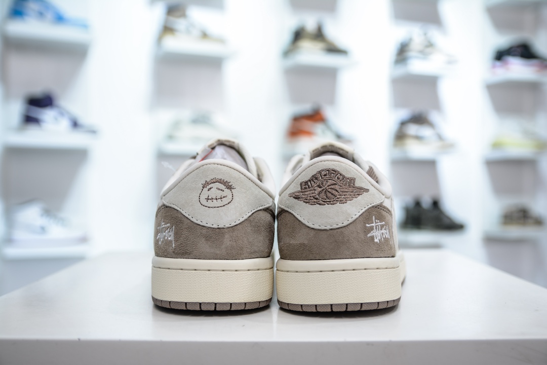 TS x Air Jordan AJ1 Low X Stussy 倒钩低帮联名斯图西定制配色 米白浅棕 JH6089-001