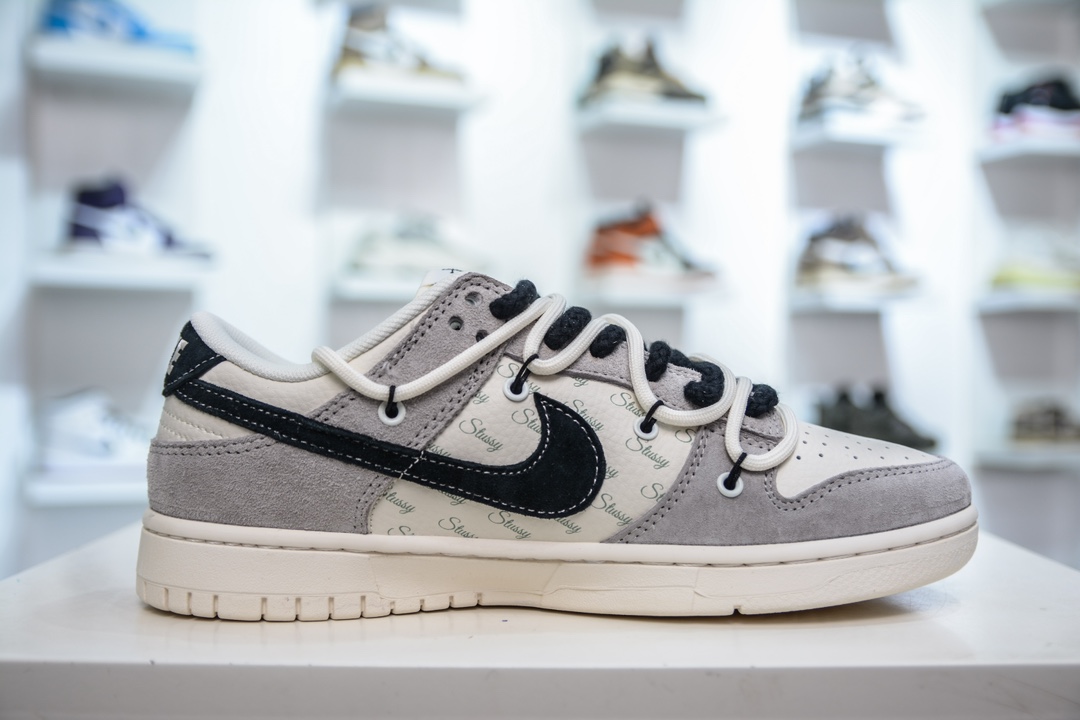 Nike SB Dunk Low X Stussy 斯图西联名-白灰黑勾 SJ2068-306