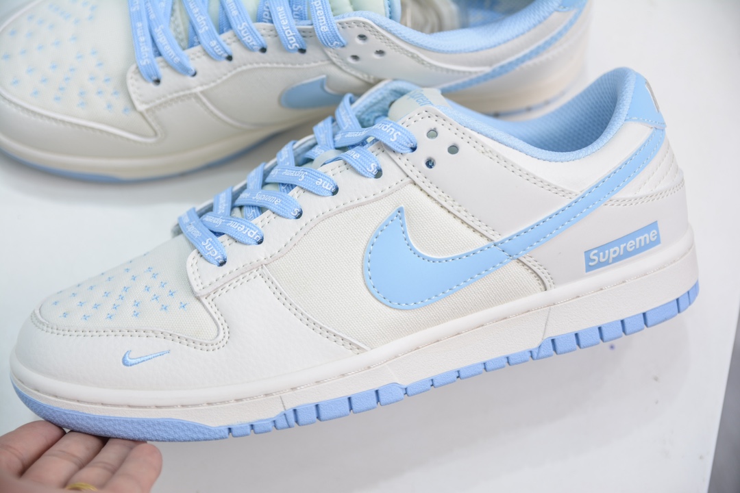 Nike SB Dunk Low x Supreme 米白天蓝 BB6698-513