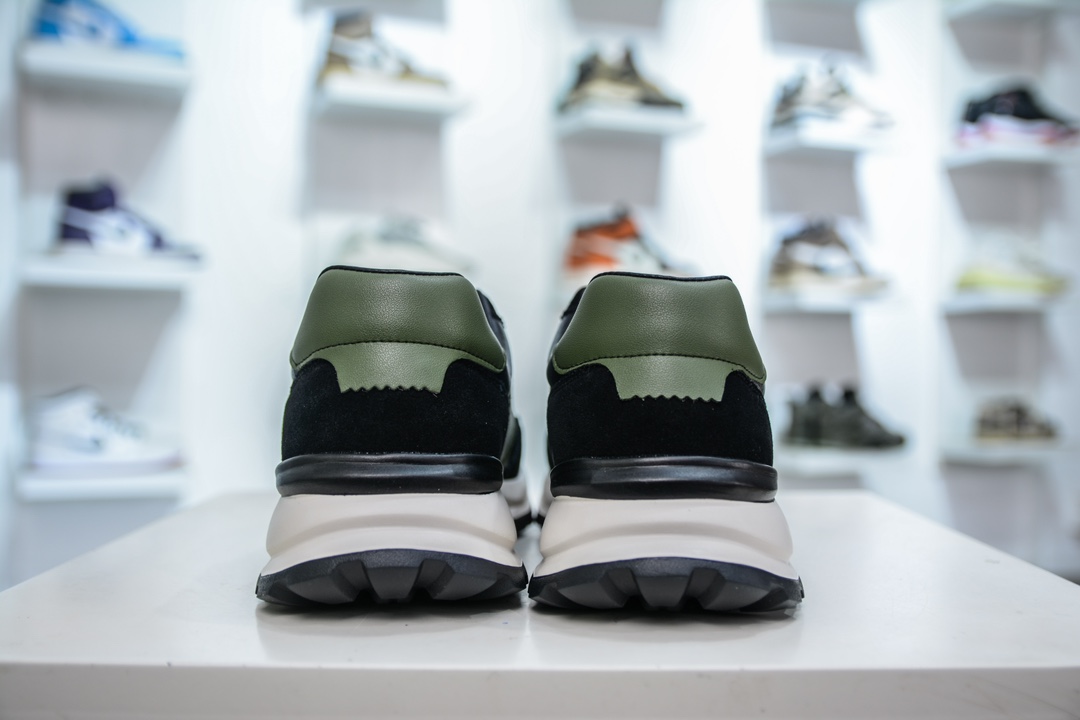 LV路易威登Louis vuitton Trainer Sneaker Low 休闲运动文化百搭篮球板鞋