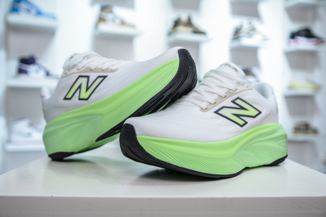 New Balance NB Fresh Foam Evoz V6 舒适耐磨低帮跑步鞋   MMORLG6