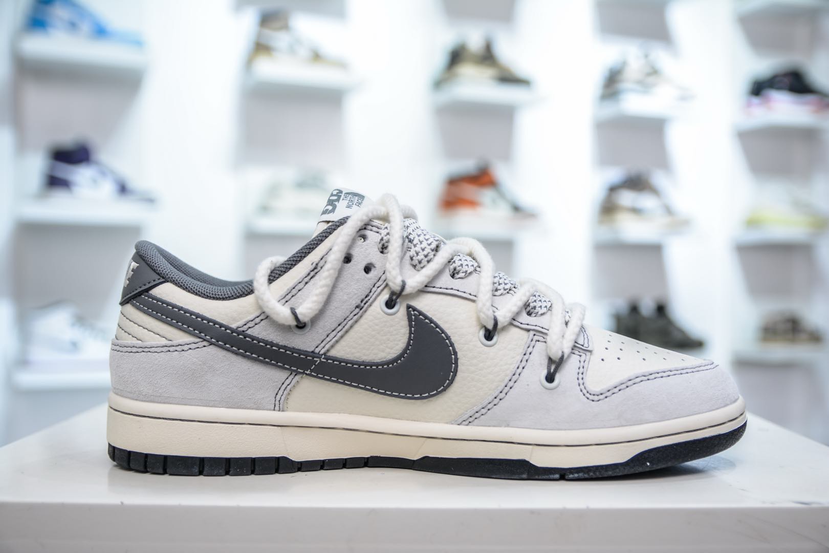 Nike SB Dunk Low x The North Face CDG北面联名-白灰绑带  YX5066-230