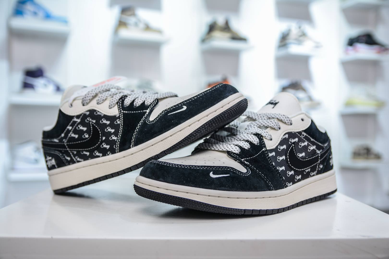 Air Jordan 1 Retro Low x Stussy 斯图西联名-墨黑 FC1688-199