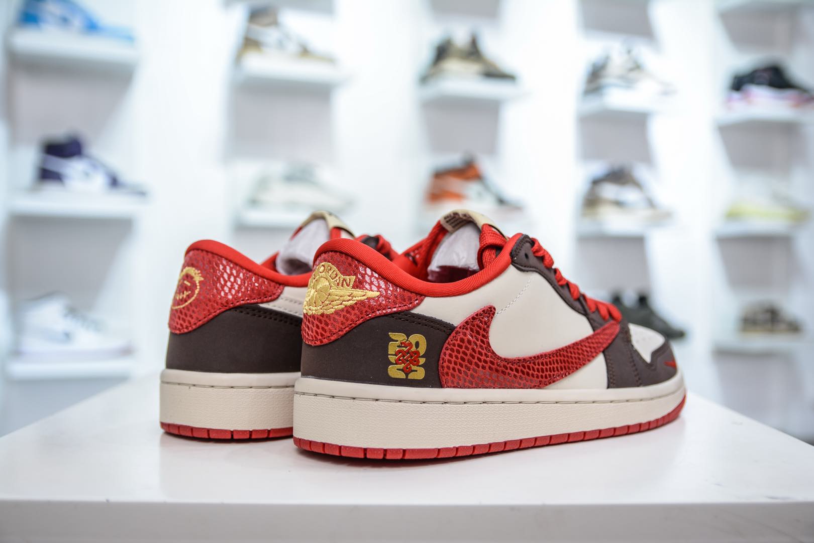 TS x Air Jordan AJ1 Low 蛇年限定棕红蛇纹勾 倒钩低帮联名定制配色  CH6336-020