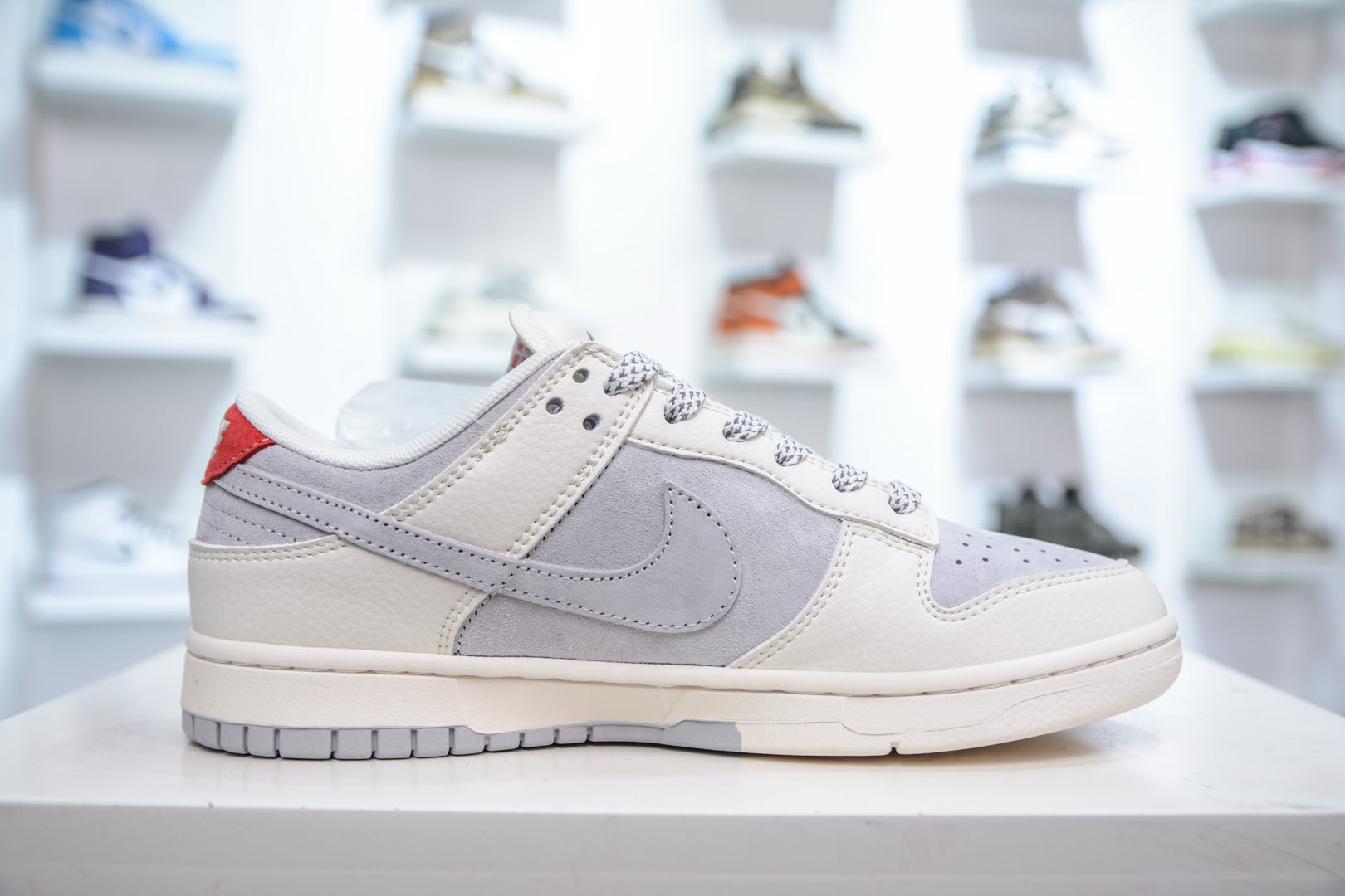 Nike SB Dunk Low x Stussy 斯图西联名-米灰红 FC1688-206