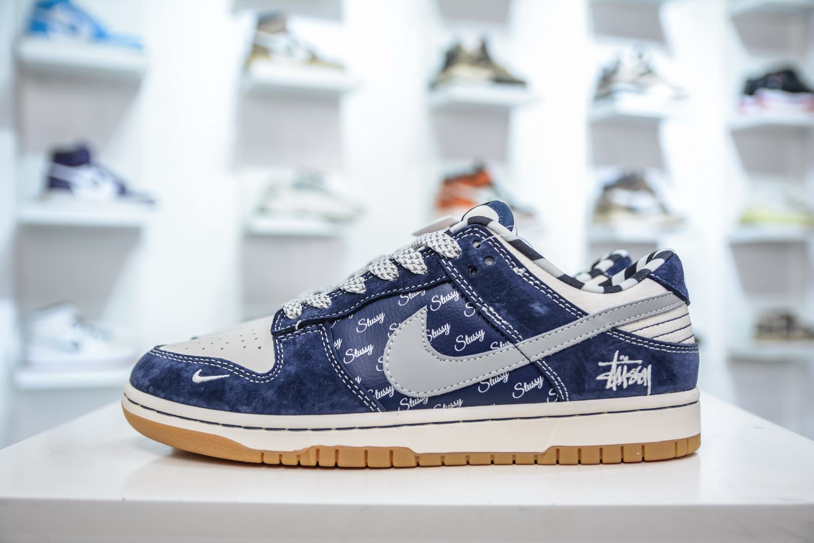 Nike SB Dunk Low x Supreme x Stussy 斯图西联名-生胶蓝麂皮  XS1086-009