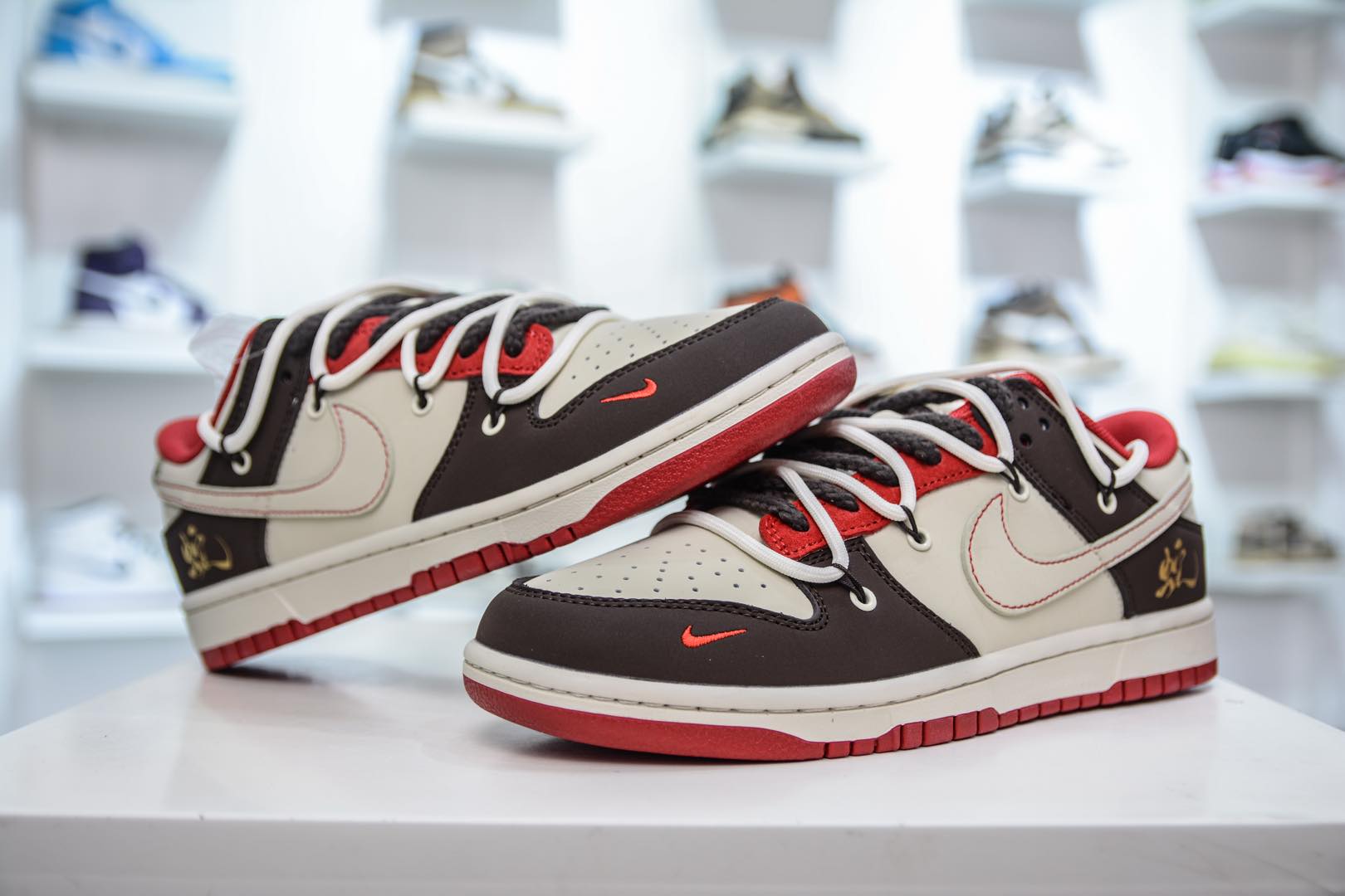 Nike SB Dunk Low 蛇年限定-棕米白  YX5066-268