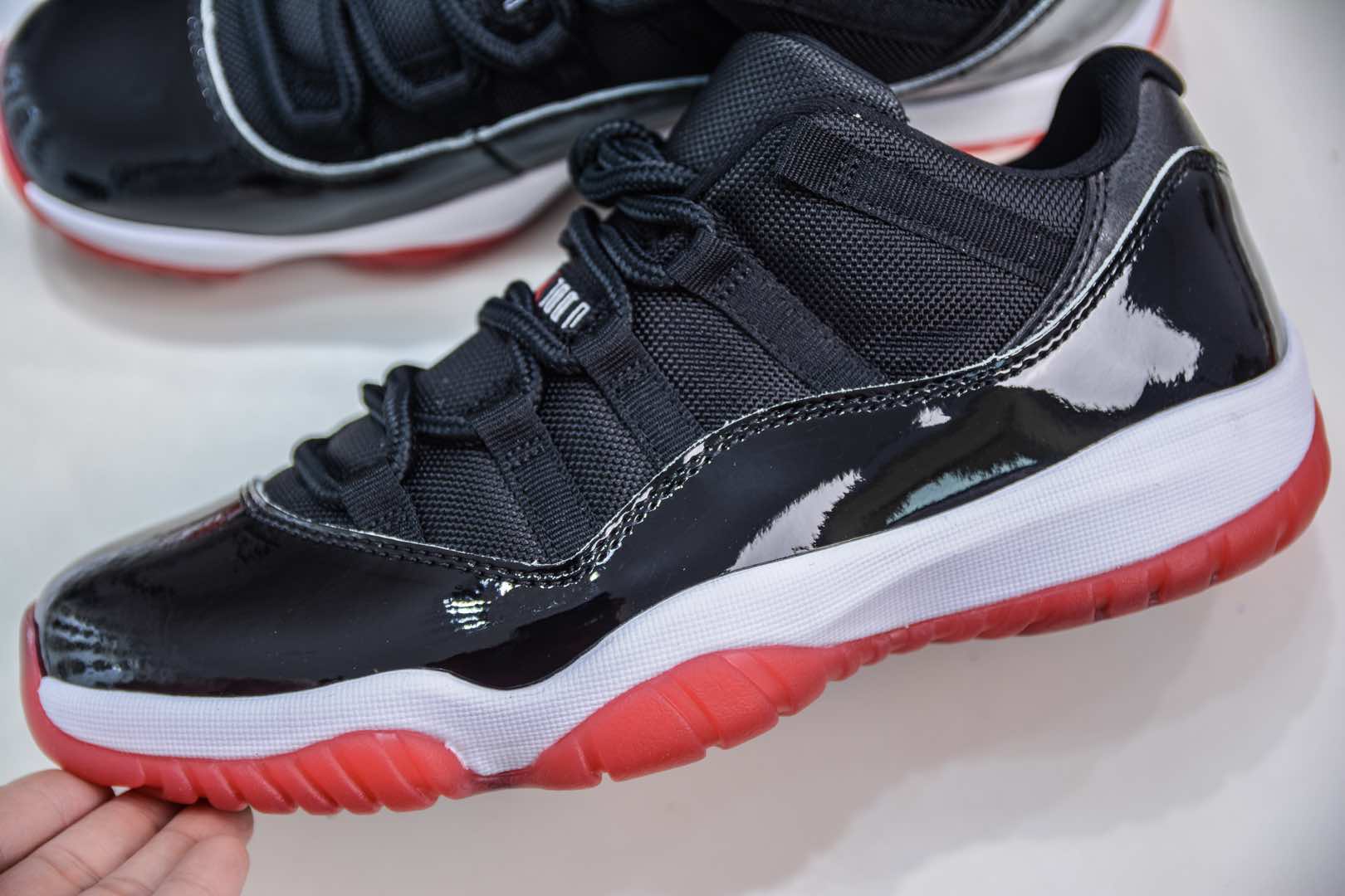 Nike Air Jordan 11 Retro Low”Bred”AJ11代 漆皮黑红公牛 低帮运动文化篮球鞋  FV5104-104