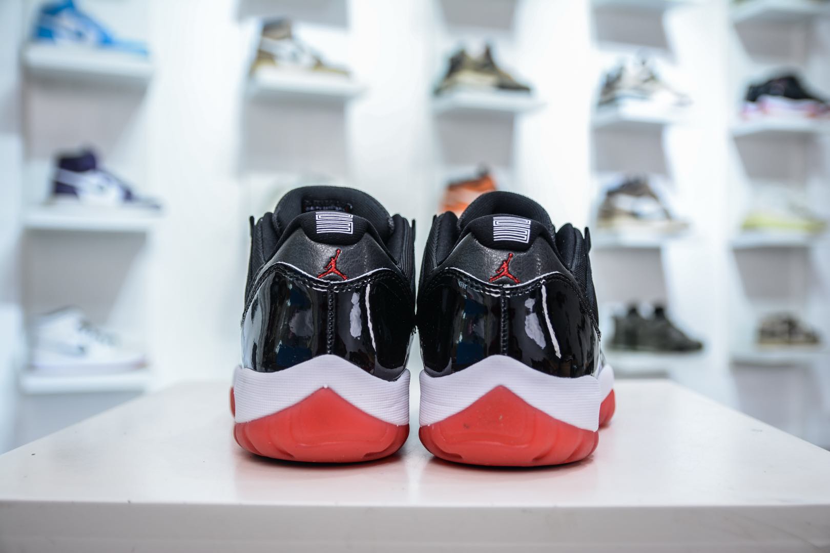 Nike Air Jordan 11 Retro Low”Bred”AJ11代 漆皮黑红公牛 低帮运动文化篮球鞋  FV5104-104