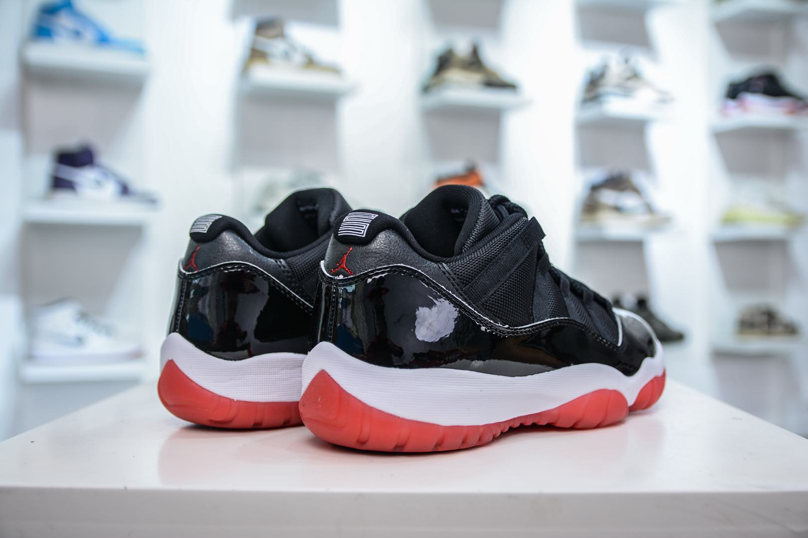 Nike Air Jordan 11 Retro Low”Bred”AJ11代 漆皮黑红公牛 低帮运动文化篮球鞋  FV5104-104