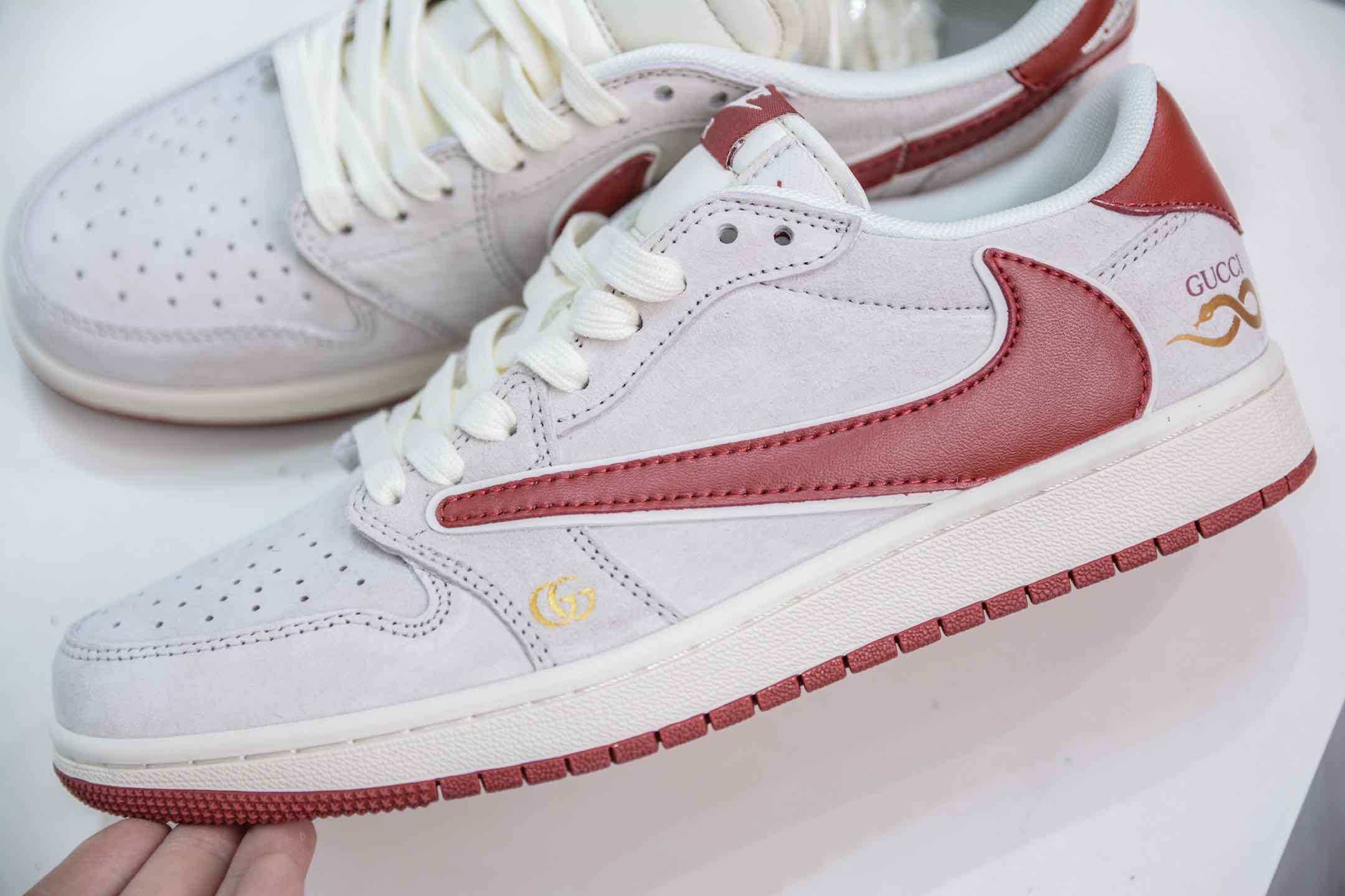 TS x Air Jordan AJ1 Low x GUCCI 倒钩低帮古驰联名-米白红   XZ6188-056