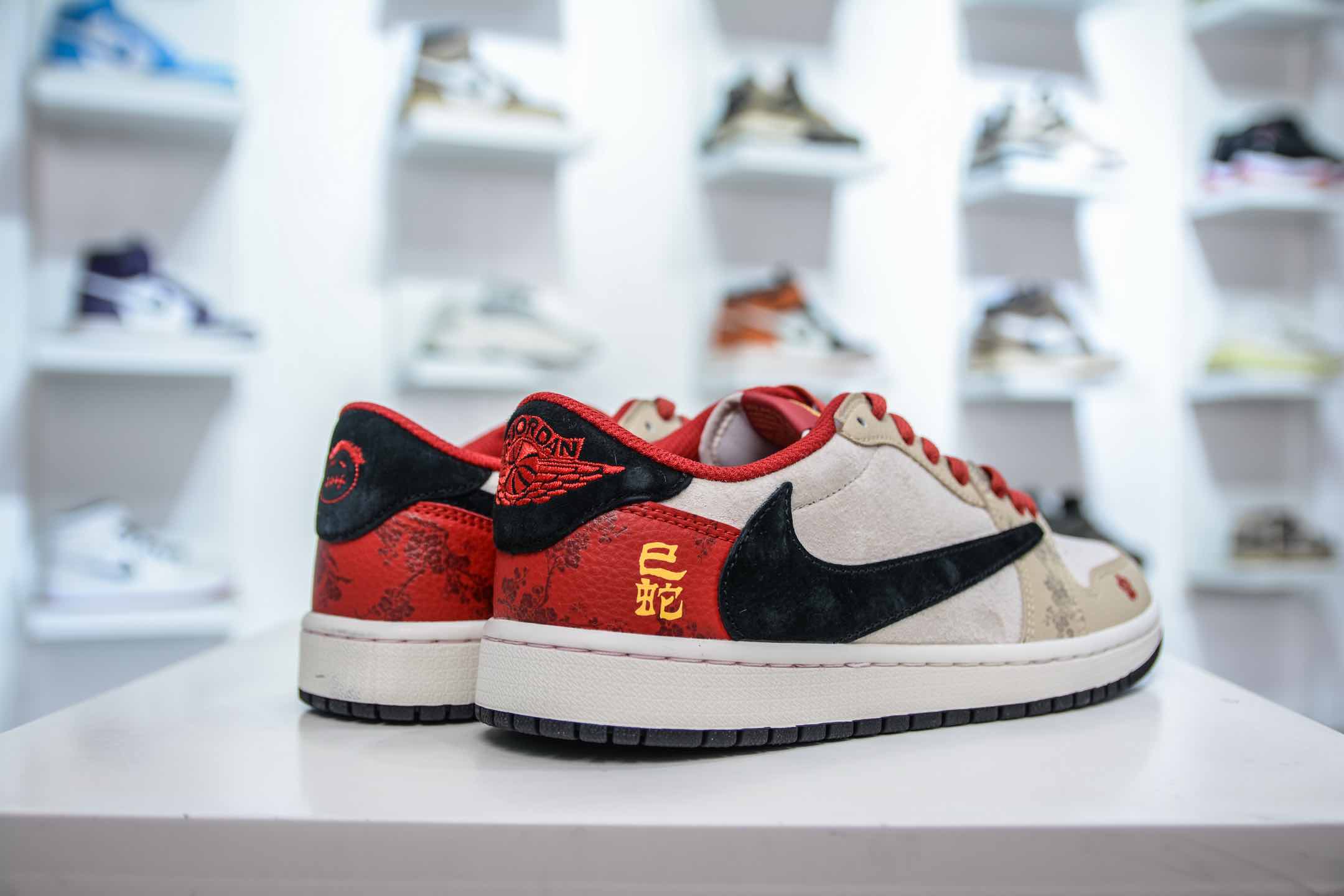 TS x Air Jordan AJ1 Low 倒钩低帮蛇年限定 红棕黑勾   DM7866-077