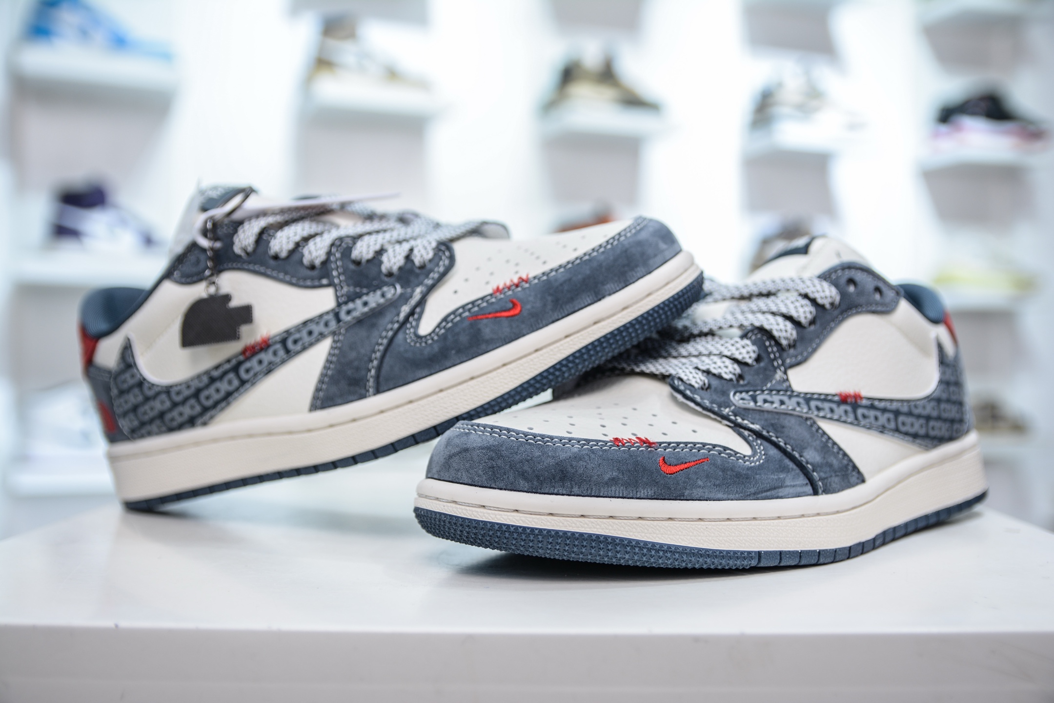 TS x Air Jordan AJ1 Low x The North Face 倒钩低帮北面联名-米白深灰  DM9288-005