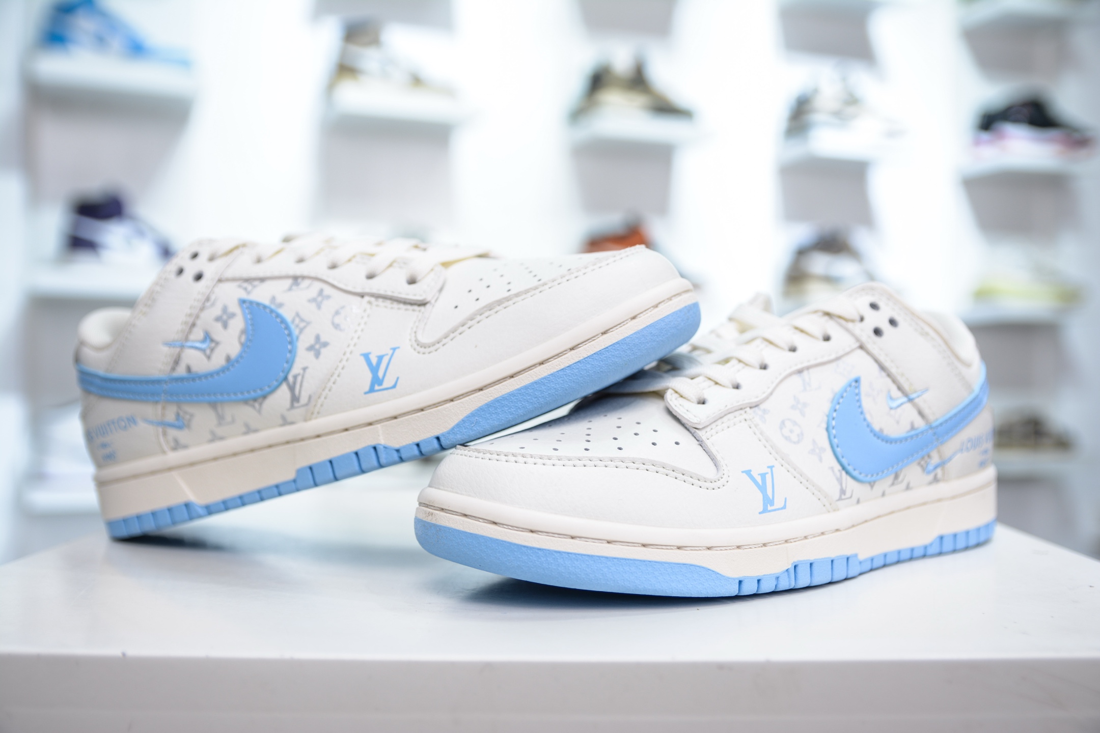 Nike Dunk Low x Louis Vuitton LV联名-白蓝双勾  CF3688-005