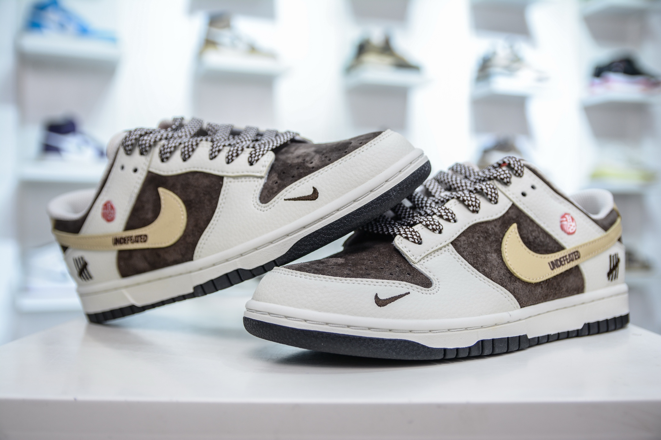 Nike Dunk Low x Undefeated UND联名-米棕卡其勾   DJ2024-089