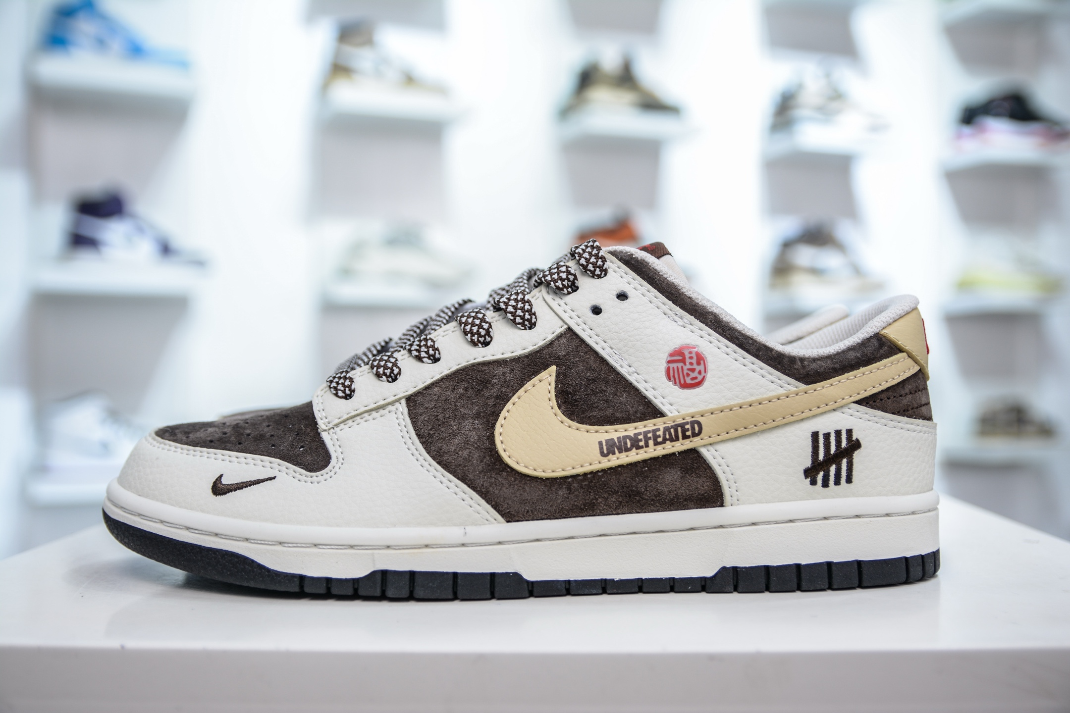 Nike Dunk Low x Undefeated UND联名-米棕卡其勾   DJ2024-089