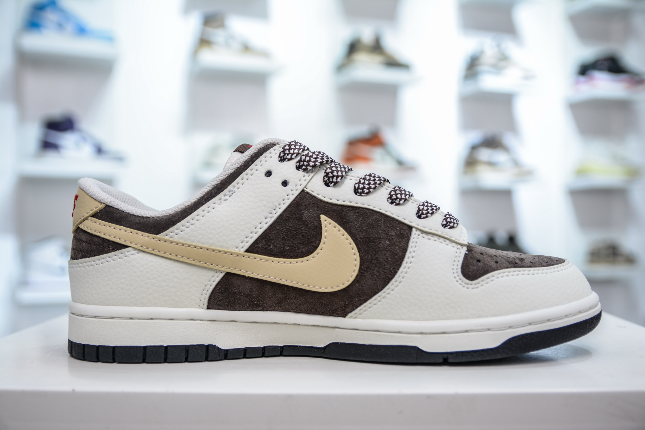 Nike Dunk Low x Undefeated UND联名-米棕卡其勾   DJ2024-089