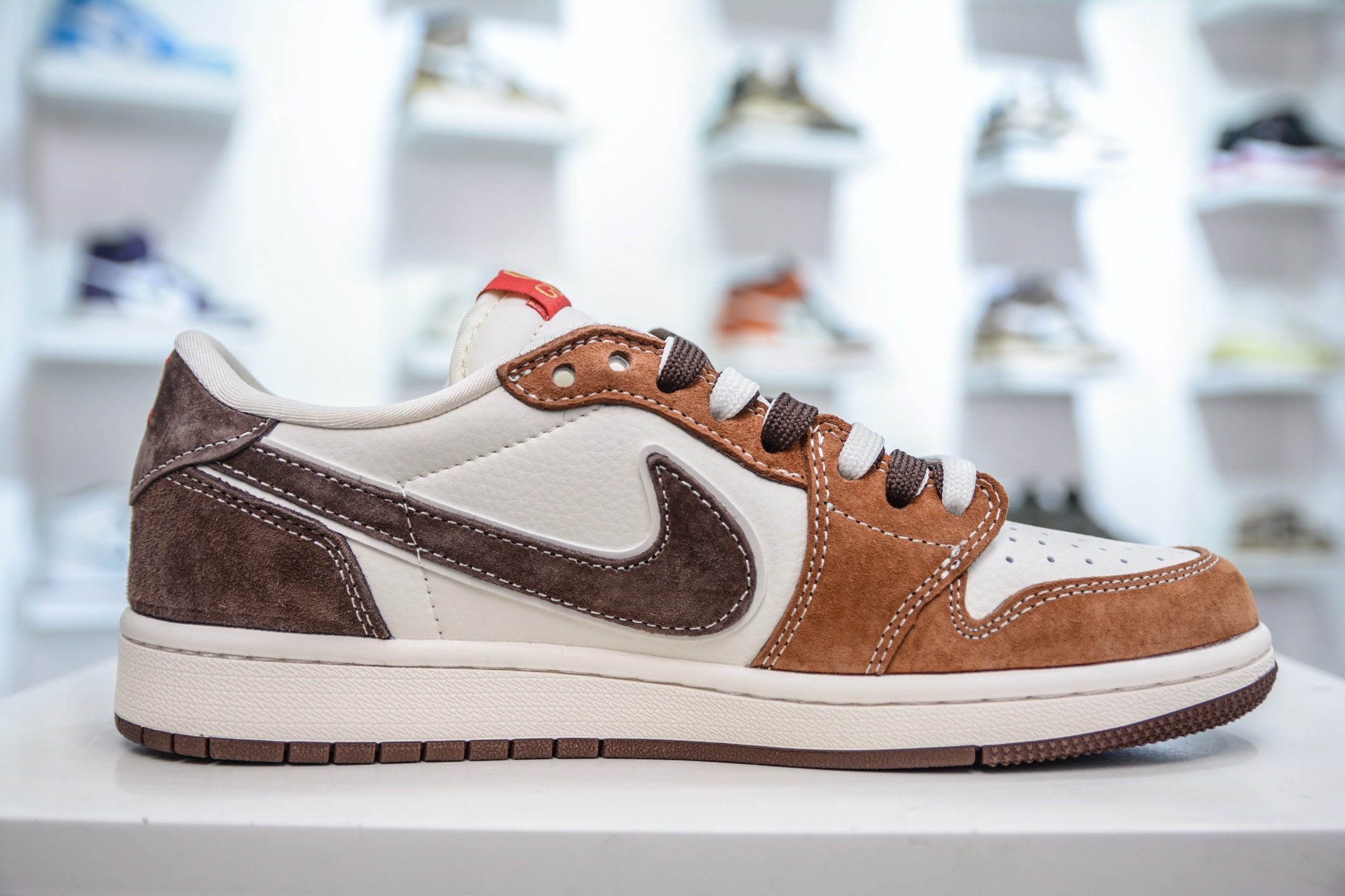 Travis Scott x Nike Air Jordan 1 Low x Gucci 蛇年限定古驰联名-棕蛇 DM9288-011
