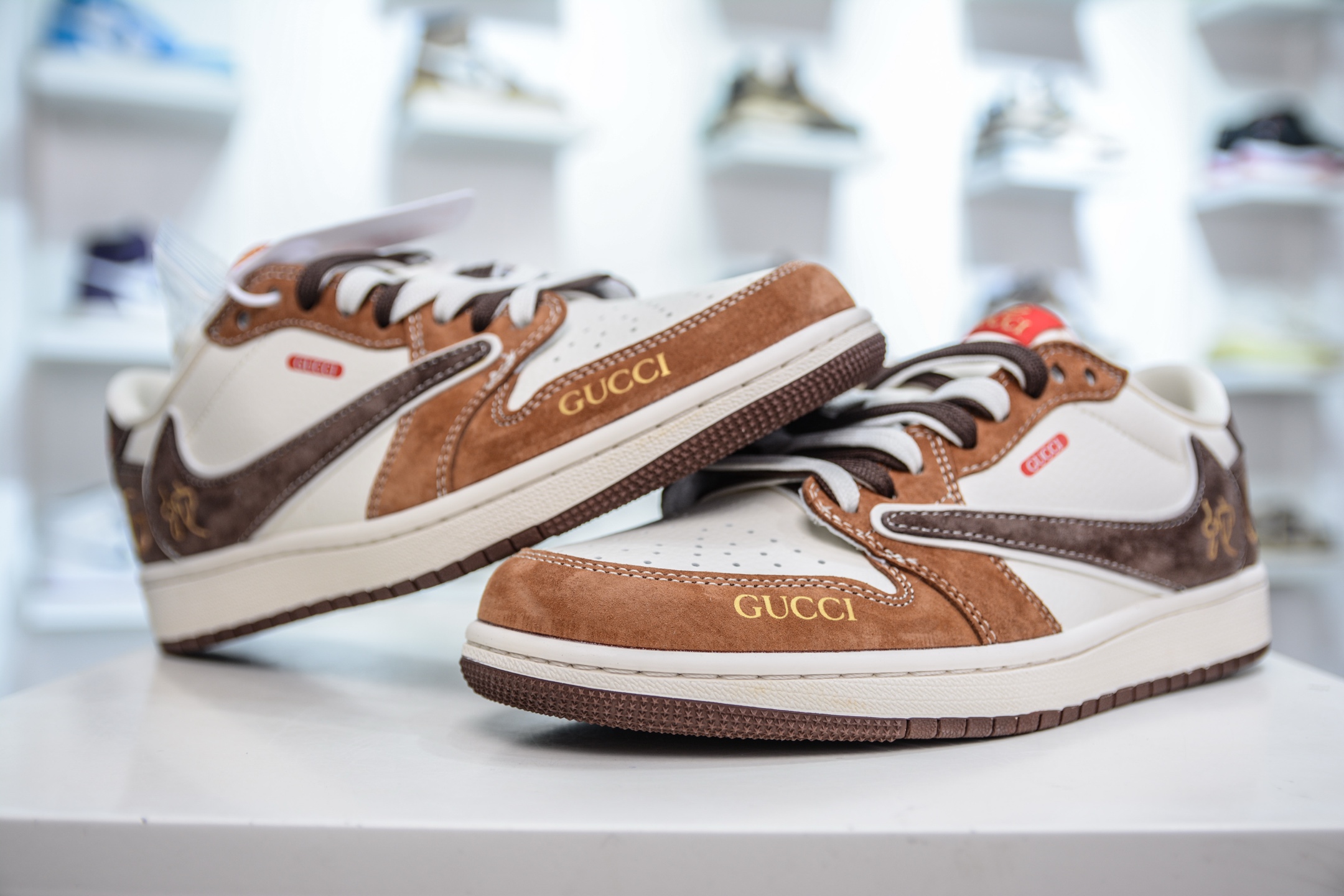 Travis Scott x Nike Air Jordan 1 Low x Gucci 蛇年限定古驰联名-棕蛇 DM9288-011