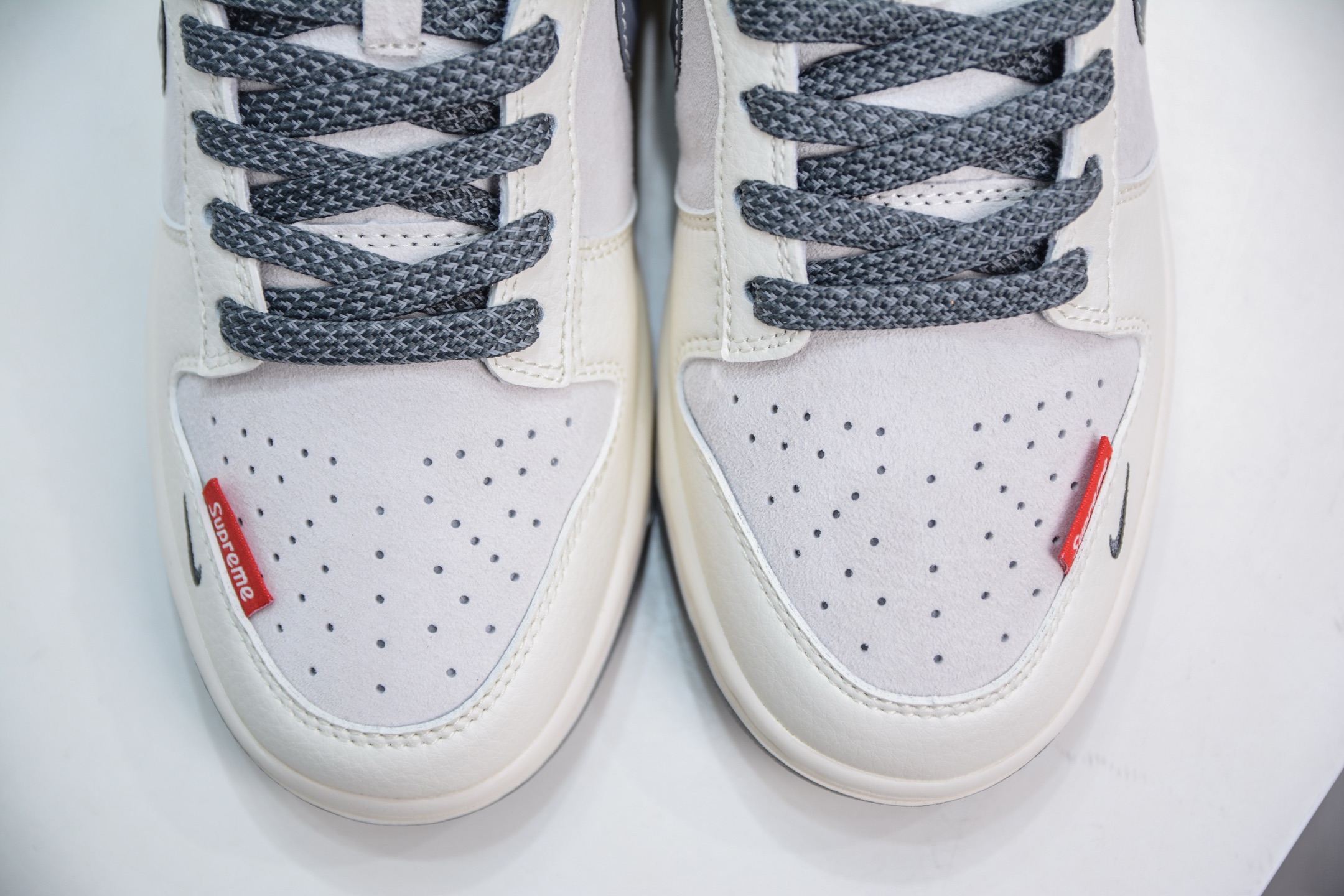 Nike SB Dunk Low x Supreme SUP联名-米灰 FC1688-205