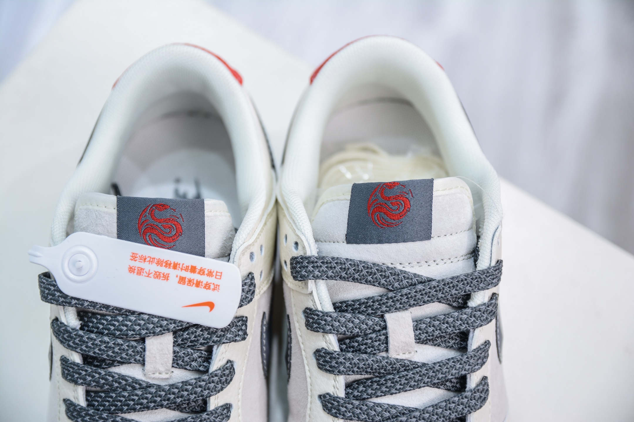 Nike SB Dunk Low x Supreme SUP联名-米灰 FC1688-205