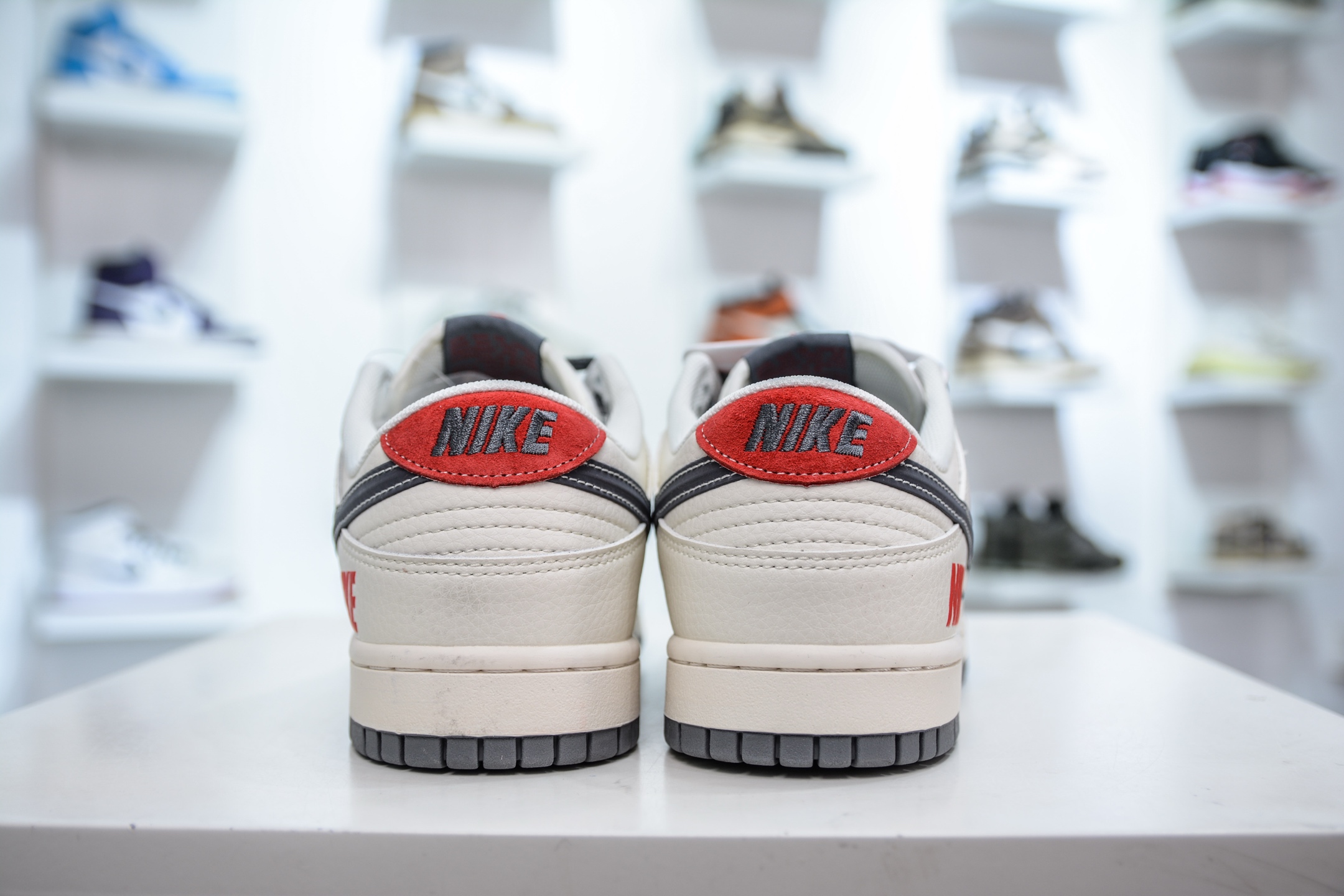Nike SB Dunk Low x Supreme SUP联名-米灰 FC1688-205