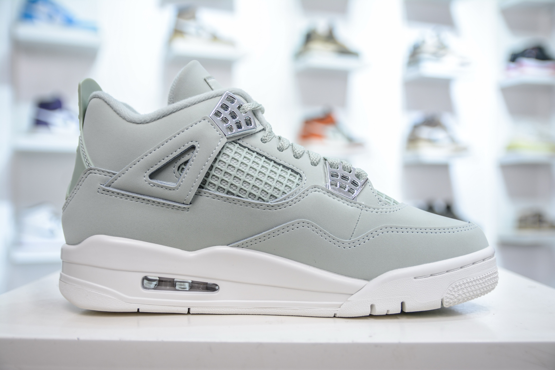 神版纯原 Air Jordan AJ4 ”Seafoam” 薄荷绿 HV0823-003