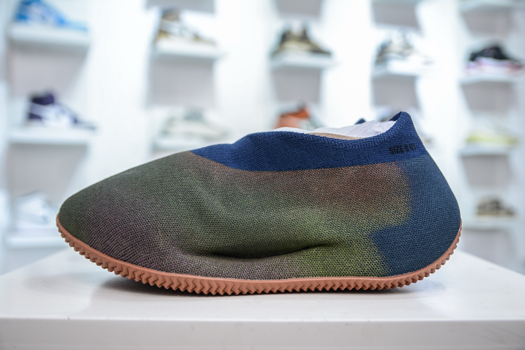 XA版本 Yeezy Knit Runer”Sulfur”功夫跑步者系列低帮袜套式轻便针织透气休闲运动慢跑鞋 HP3370
