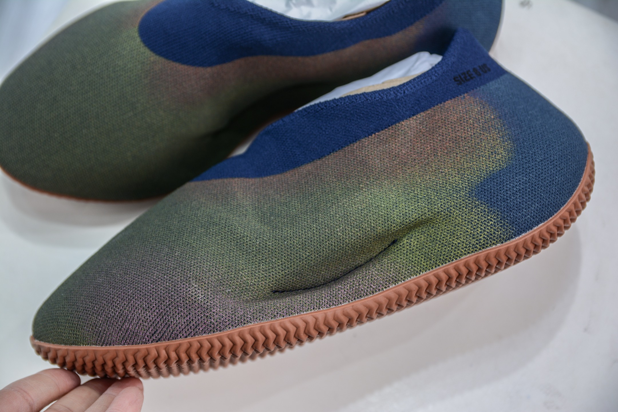 XA版本 Yeezy Knit Runer”Sulfur”功夫跑步者系列低帮袜套式轻便针织透气休闲运动慢跑鞋 HP3370