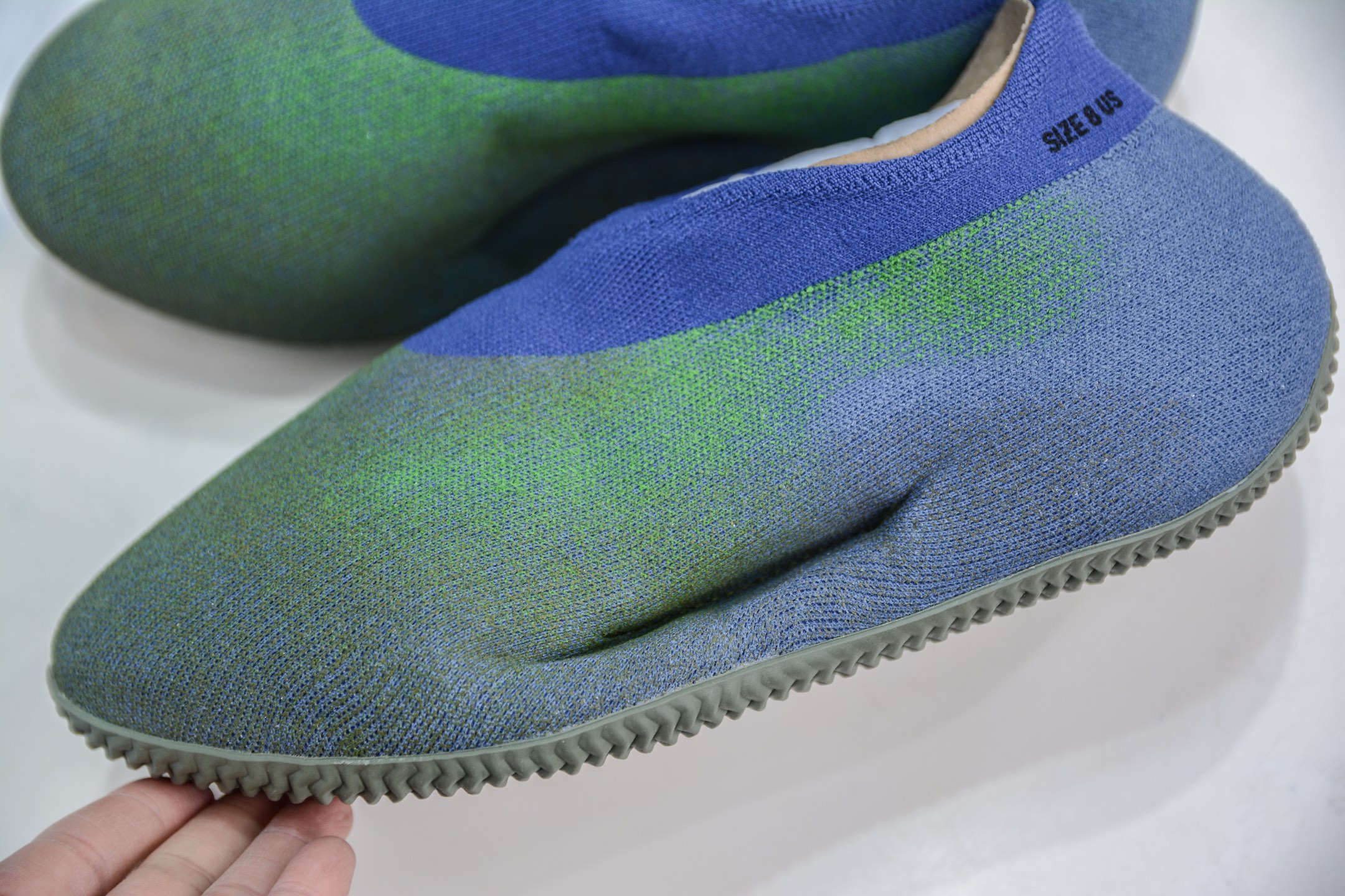 XA版本 Yeezy Knit Runer”Sulfur”功夫跑步者系列低帮袜套式轻便针织透气休闲运动慢跑鞋  FZ5907