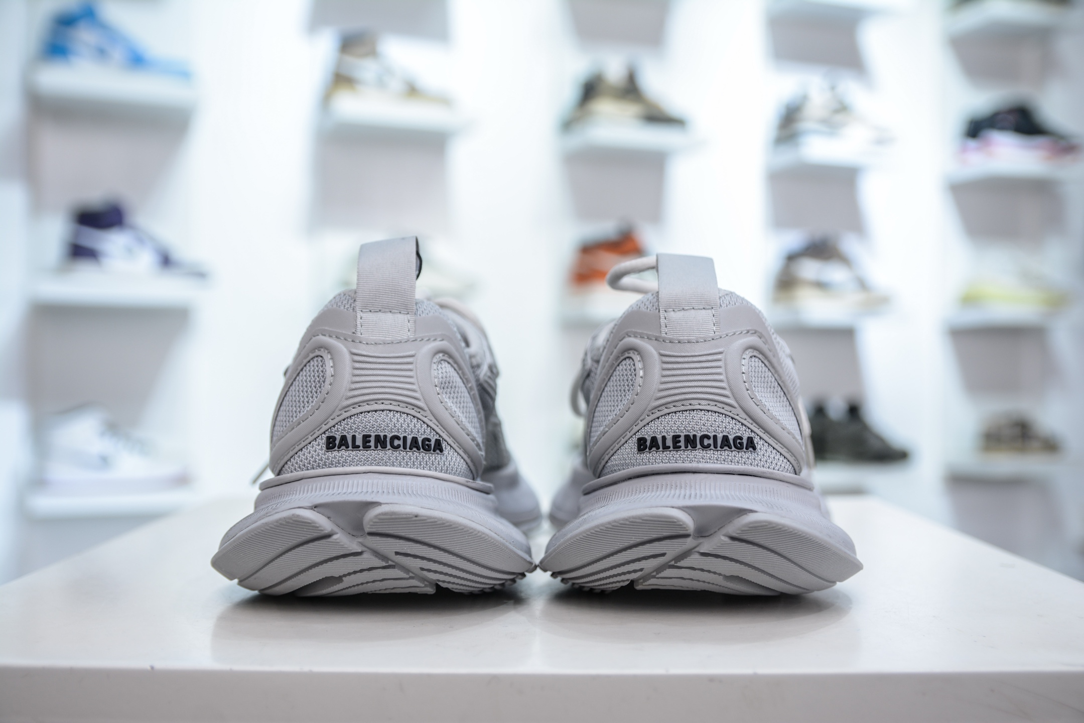 XA版 BALENCIAGA 巴黎世家12.5代 轻便透气跑鞋 793944 WFLGY 1010